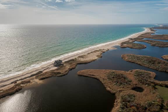 Oceana: An Oceanfront Estate on 6.5 Acres - Image 3