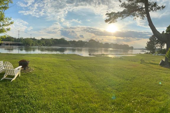 Peaceful Barrington Riverfront - Adirondack Seating & Sunset Views